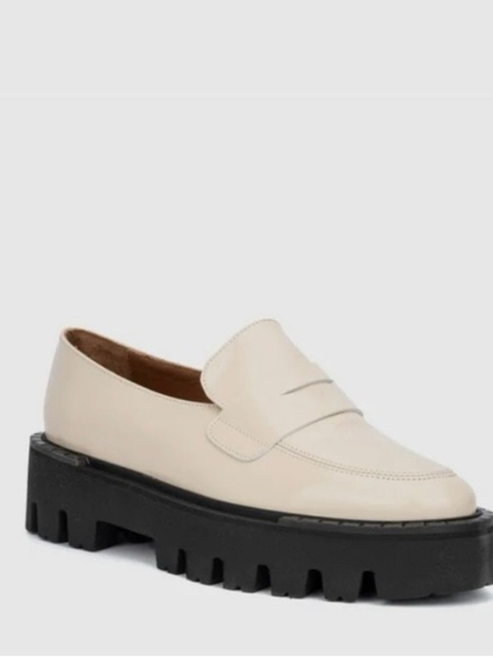 AQUATALIA | Alexi Loafers In Glossy Patent Cream | 5.5